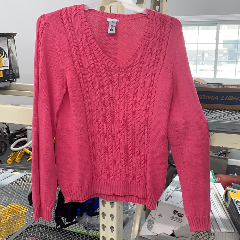 Pink Izod sweater. Large